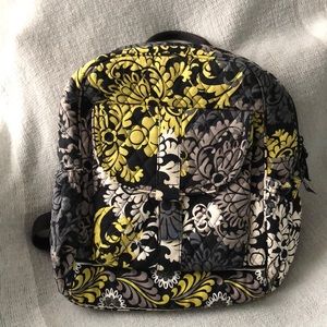 Vera Bradley medium backpack in Baroque